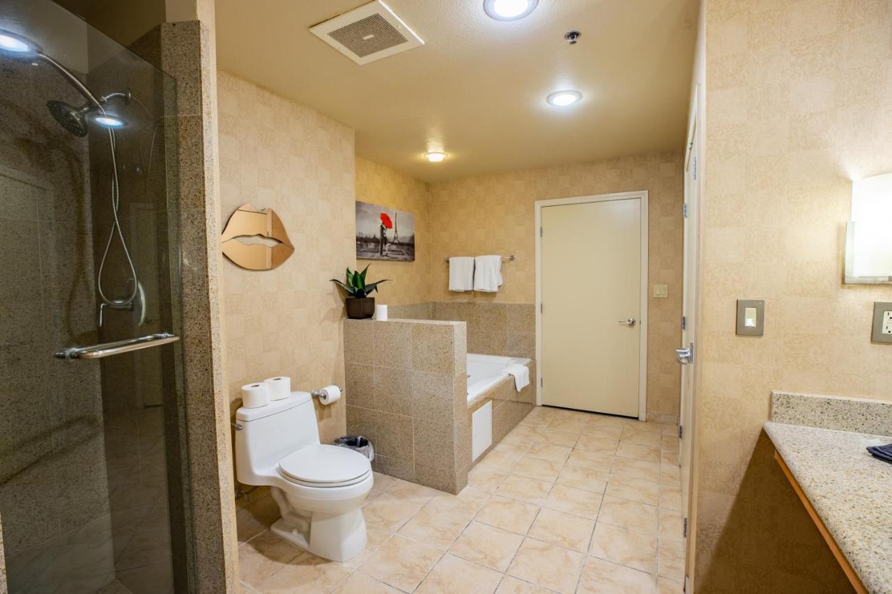 2100 Sqft Penthouse Suite W/ Strip Views! Pool Gym Λας Βέγκας Εξωτερικό φωτογραφία